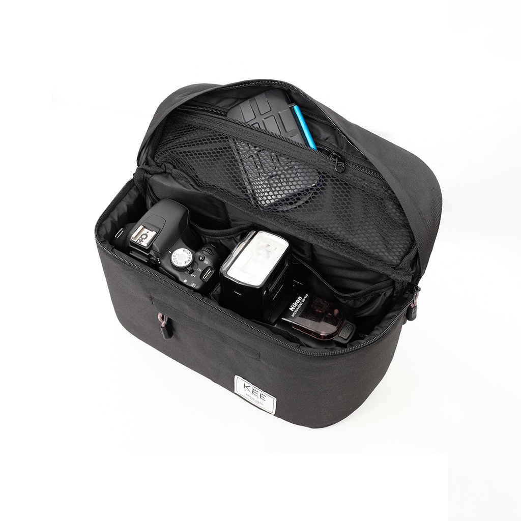 KEE: Peluang Bisnis Tas Kamera Lokal yang Bertransformasi Menjadi Brand Urban Nasional