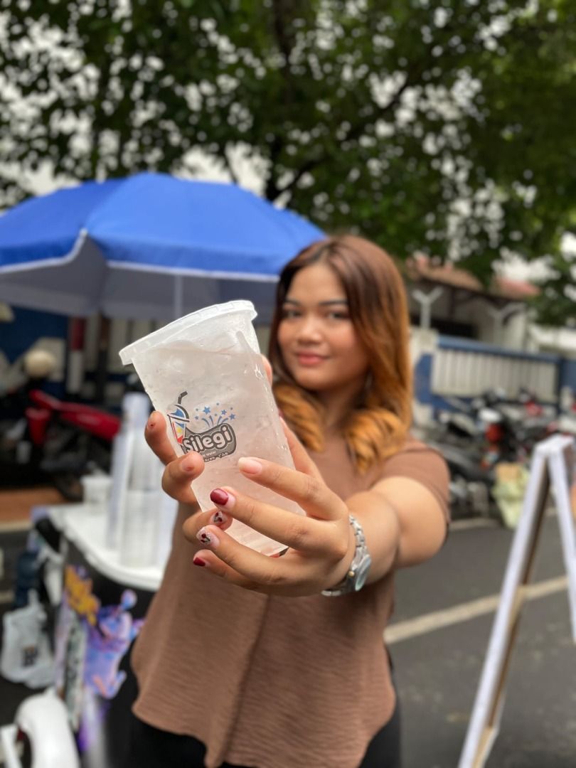 Magic Water: Peluang Usaha Minuman Viral yang Bikin Penasaran!