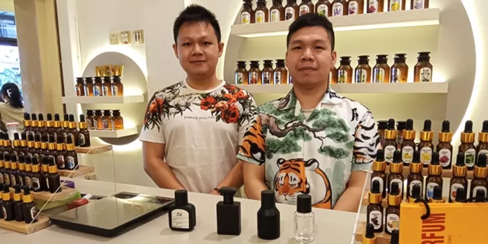 Sari Wangi Parfum Jogja: Legenda Wewangian yang Kini Jadi Mitra UMKM Lewat Maklon