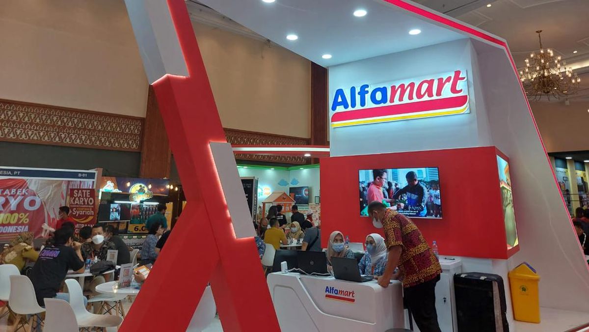 Alfamart Buka Jalan Jadi Pengusaha Minimarket dengan Bebas Biaya Franchise