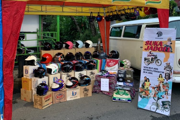 Suka Jadoel: Dari Hobi Helm Klasik Menjadi Bisnis yang Digemari Pecinta Otomotif