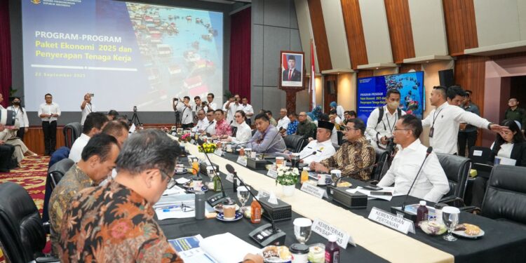 Menparekraf Teuku Riefky Dorong Gig Economy Jadi Motor Pertumbuhan Ekonomi Kreatif