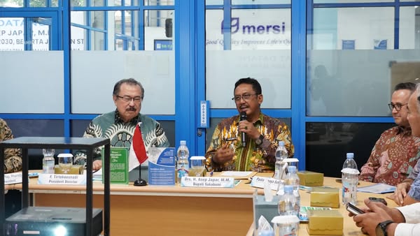 Bupati Sukabumi Dorong Penguatan Dunia Usaha Lewat Kunjungan ke PT. Mersifarma