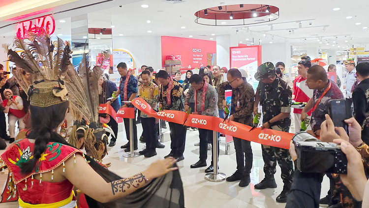 Kawan Lama Group Resmikan Enam Toko Sekaligus di Duta Mall Palangka Raya
