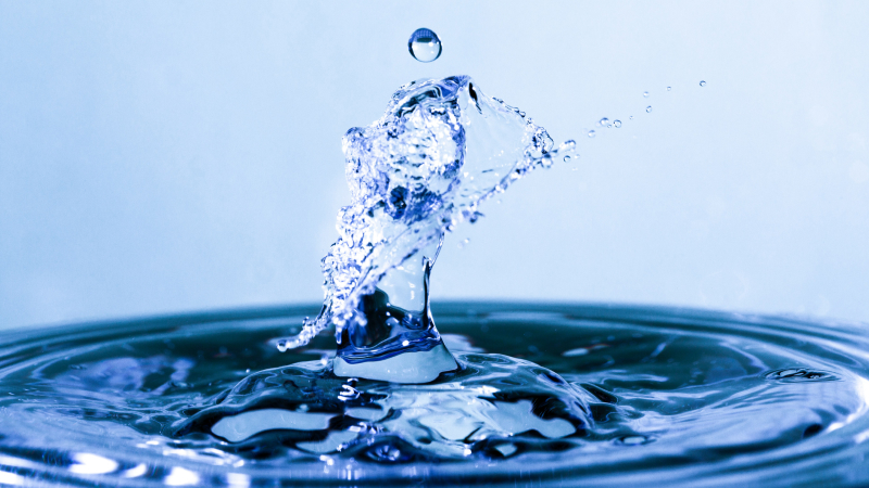 Bisnis Air Minum: Cari Untung Sambil Membantu Akses Air Bersih