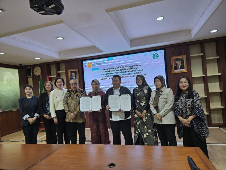 Kementerian Pertanian dan Starbucks Teken MoU Program TEKAD untuk Tingkatkan Daya Saing Kopi Indonesia