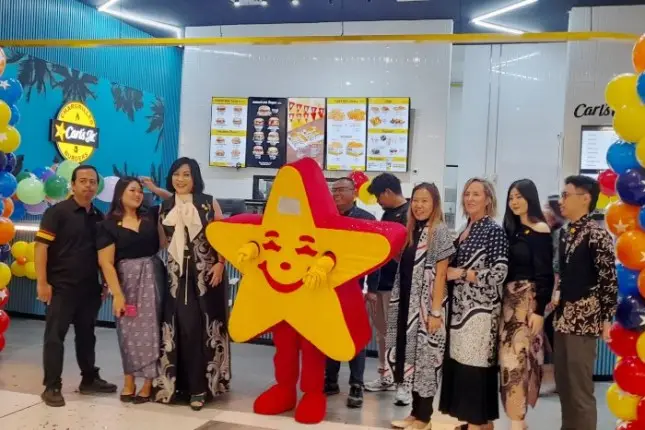 Carls Jr. Kembali Sambangi Surabaya, Hadirkan Sentuhan Nostalgia Berbalut Konsep Premium Modern