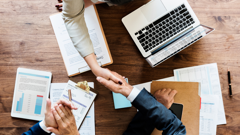 Tertarik Usaha Air Isi Ulang? 3 Hal yang Harus Dicek Dulu