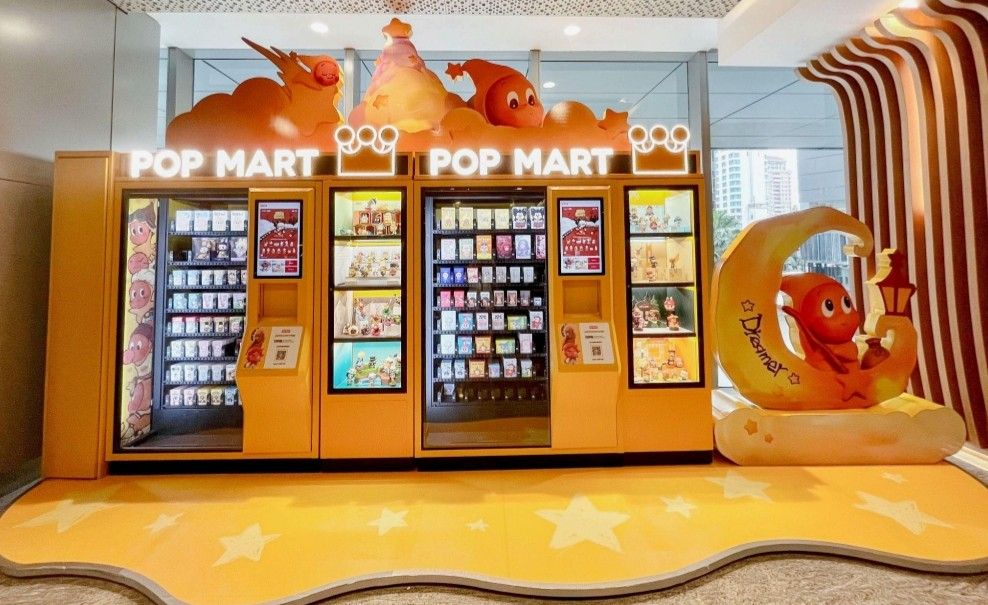 Pertama di Indonesia: Vending Machine Pop Mart Hadir di Menara Astra