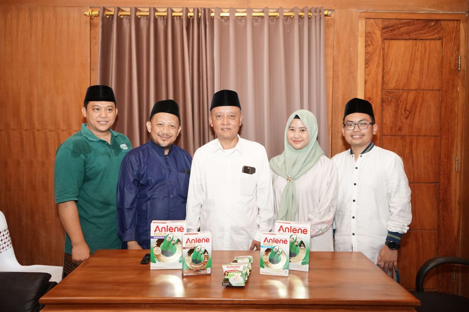 Anlene Bagikan 10.000 Paket Nutrisi Selama Ramadan, Dukung Umat Tetap Aktif dan Sehat Beribadah