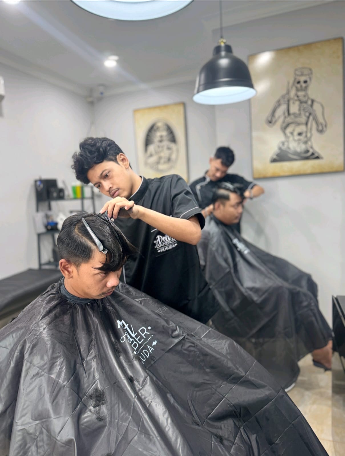 Potong Rambut Jadi Peluang Besar: Strategi Deft Barber Bangun Kemitraan Berbasis SDM & Profit Tinggi